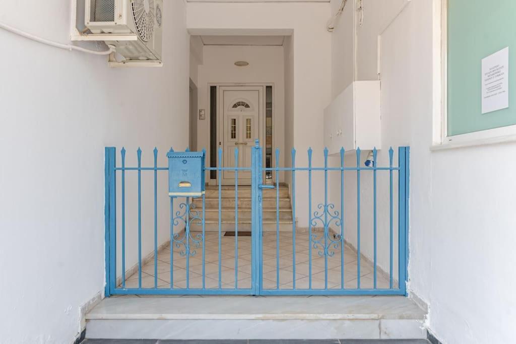 Seaside Escape Apartments - Poseidon Palaiá Fókaia المظهر الخارجي الصورة